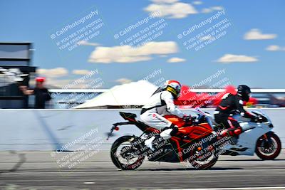 media/Mar-25-2024-Moto Forza (Mon) [[8d4319bd68]]/4-Novice Group/Session 4 Front Straight Speed Pans/